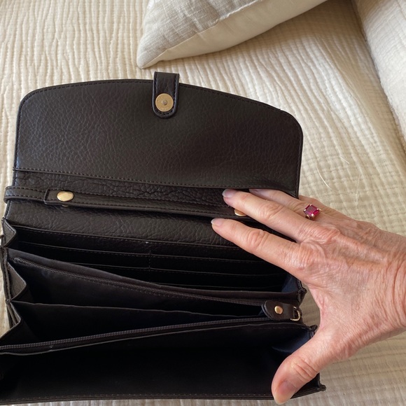 Elegant Etienne Aigner  Brown and Tan Designer Clutch - Picture 8 of 13